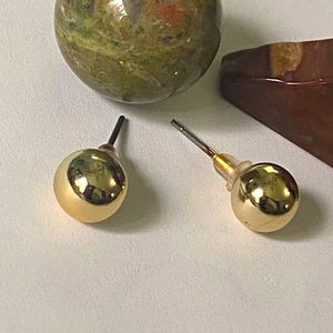 🎈Sale 🎈2 for $10 NWOT golden balls holiday party life office post earrings